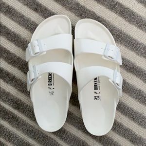 White Birkenstock’s
